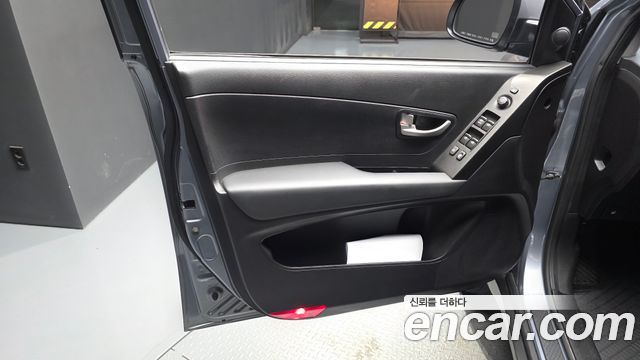 KG Mobility (SsangYong) Korando C Clubby 2WD Standard 2013 — фото 24