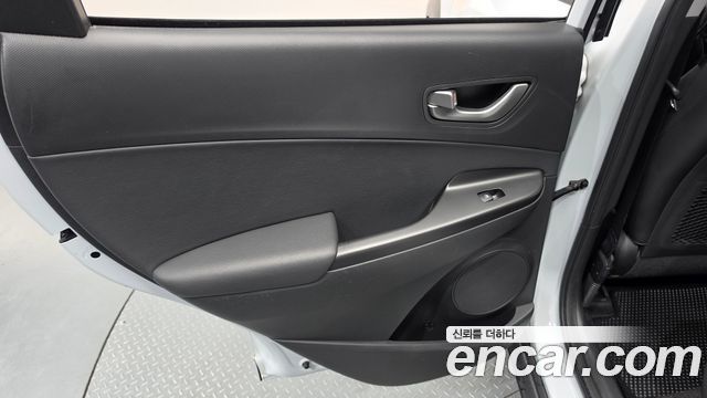 Hyundai Kona Diesel 1.6 2WD Modern Choice 2020 — фото 25
