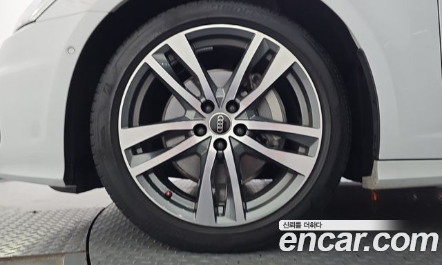 Audi A6 (C8) 45 TFSI Quattro Premium 2023 — фото 5