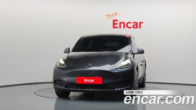 Tesla Model Y RWD 2025 — фото 3