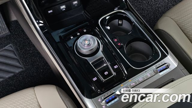 Kia Carnival (IV) Diesel 7-Seater Hi-Limousine Signature 2023 — фото 9