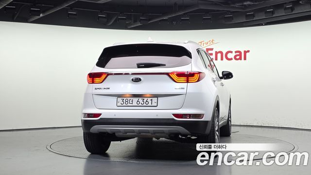 Kia Sportage (IV) Diesel 1.7 2wd Noblesse 2018 — фото 4