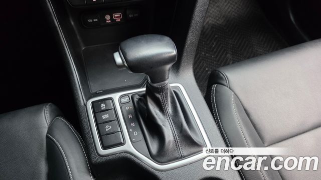 Kia Sportage (IV) Diesel 1.7 2wd Noblesse 2018 — фото 9