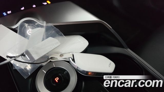 Kia EV6 Standard 2WD Light 2026 — фото 15