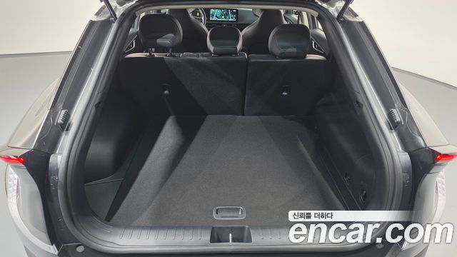 Kia EV6 Standard 2WD Light 2026 — фото 16