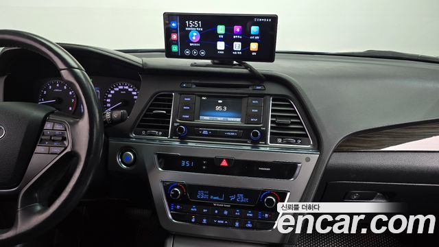 Hyundai Sonata (LF) LPI Modern(Handicapped) 2015 — фото 11