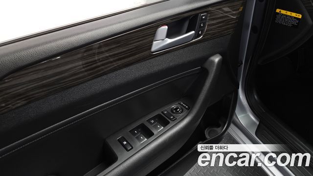 Hyundai Sonata (LF) LPI Modern(Handicapped) 2015 — фото 18