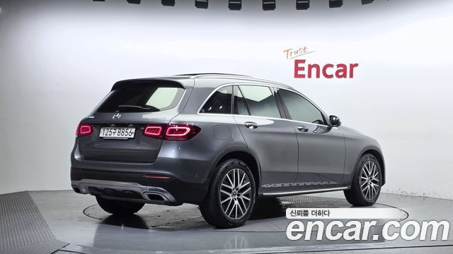 Mercedes-Benz GLC-Class (X253) GLC300 4MATIC 2020 — фото 2