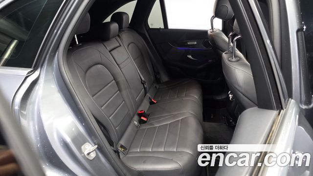 Mercedes-Benz GLC-Class (X253) GLC300 4MATIC 2020 — фото 12