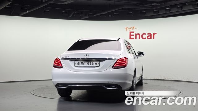 Mercedes-Benz C-Class (W205) C220 d Avantgarde 2016 — фото 4