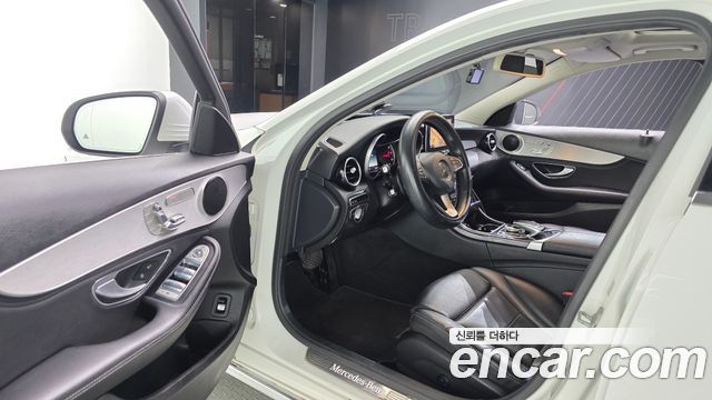 Mercedes-Benz C-Class (W205) C220 d Avantgarde 2016 — фото 10