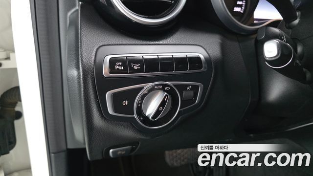 Mercedes-Benz C-Class (W205) C220 d Avantgarde 2016 — фото 18