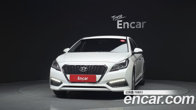 Hyundai Sonata Hybrid (LF) 2.0 HEV Smart 2016 — фото 3