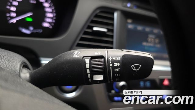 Hyundai Sonata Hybrid (LF) 2.0 HEV Smart 2016 — фото 18