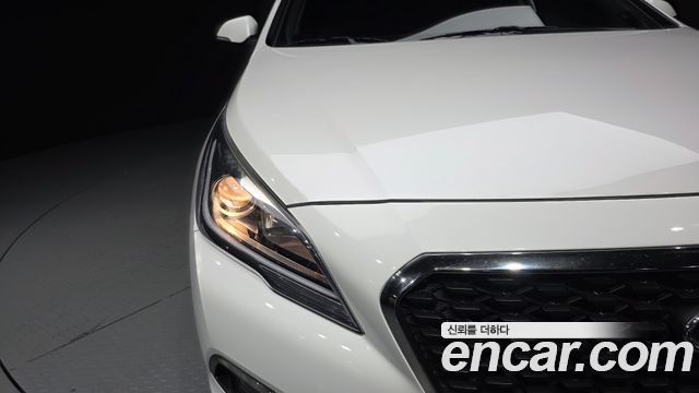 Hyundai Sonata Hybrid (LF) 2.0 HEV Smart 2016 — фото 22