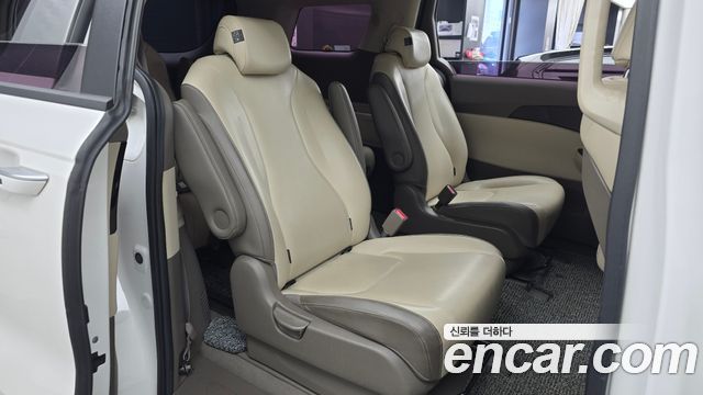 Kia Carnival (IV) Diesel 9-Seater Prestige 2021 — фото 11