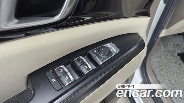 Kia Carnival (IV) Diesel 9-Seater Prestige 2021 — фото 28