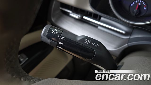 Kia Carnival (IV) Diesel 9-Seater Prestige 2021 — фото 30
