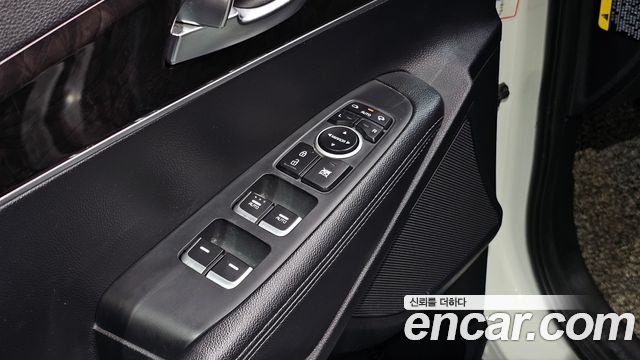 Kia Sorento Diesel 2.0 2WD Noblesse 2017 — фото 16