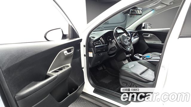 Kia Niro Plus Earth 2023 — фото 10