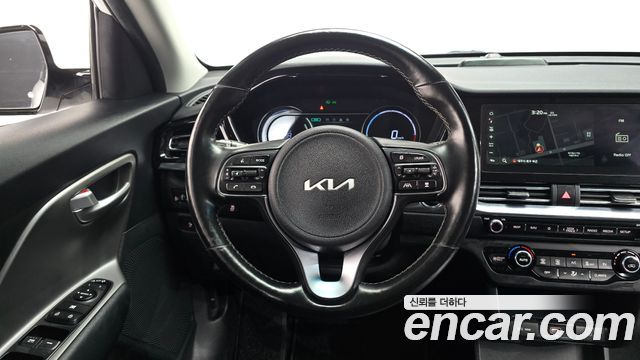 Kia Niro Plus Earth 2023 — фото 12