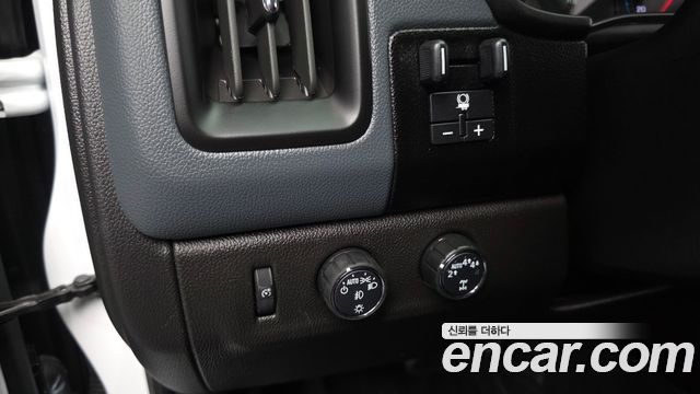 Chevrolet Real New Colorado 3.6 Z71-X 4WD 2022 — фото 18