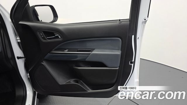 Chevrolet Real New Colorado 3.6 Z71-X 4WD 2022 — фото 24