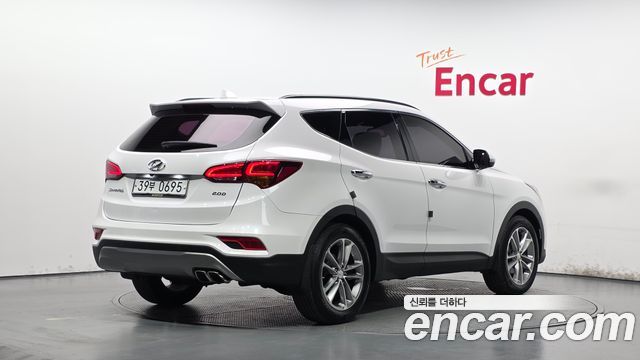 Hyundai Santa Fe The Prime Diesel 2.0 2WD Exclusive Special 2016 — фото 2