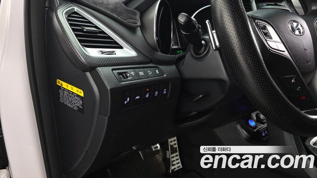 Hyundai Santa Fe The Prime Diesel 2.0 2WD Exclusive Special 2016 — фото 13