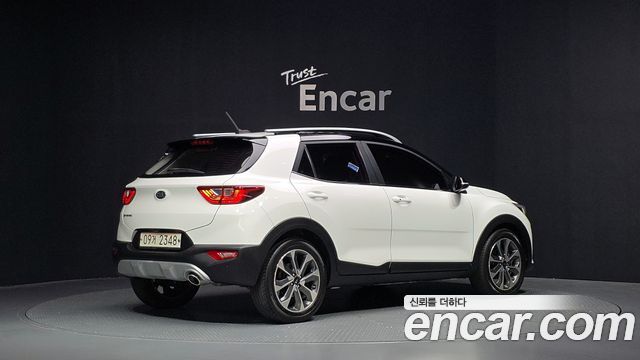Kia Stonic 1.4 Prestige 2018 — фото 2