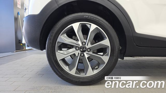Kia Stonic 1.4 Prestige 2018 — фото 5