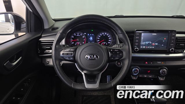 Kia Stonic 1.4 Prestige 2018 — фото 13
