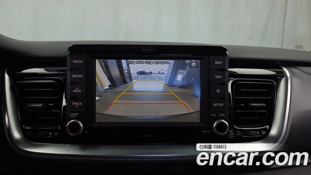 Kia Stonic 1.4 Prestige 2018 — фото 15