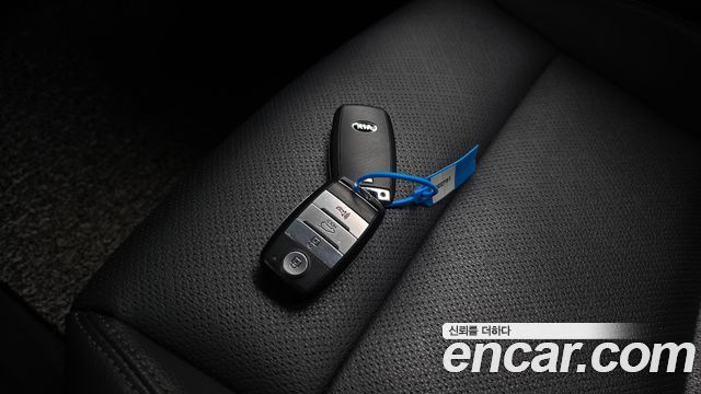 Kia Stonic 1.4 Prestige 2018 — фото 17