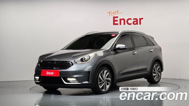 Kia Niro Prestige 2018 — фото 1
