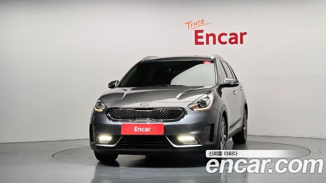 Kia Niro Prestige 2018 — фото 3