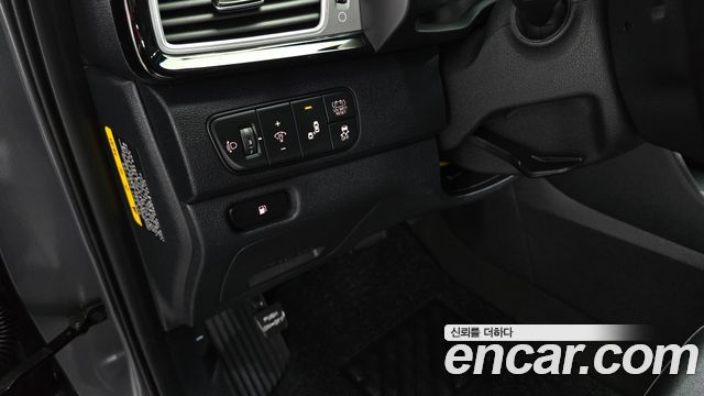 Kia Niro Prestige 2018 — фото 19