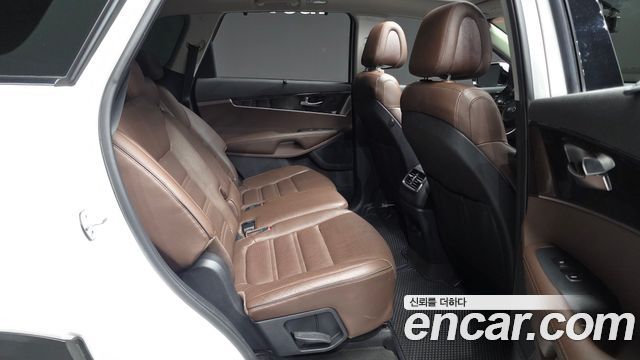 Kia Sorento Diesel 2.0 4WD Noblesse 2017 — фото 12