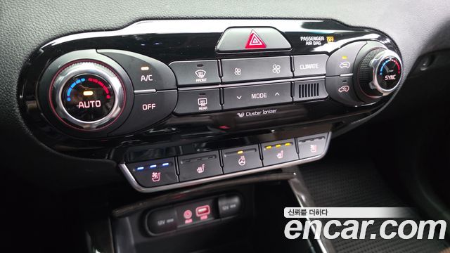 Kia Sorento Diesel 2.0 4WD Noblesse 2017 — фото 16
