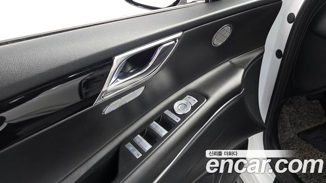Genesis GV80 3.0 Diesel AWD 2020 — фото 28