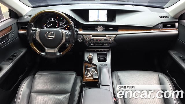 Lexus ES350 Supreme XV60 2015 — фото 7