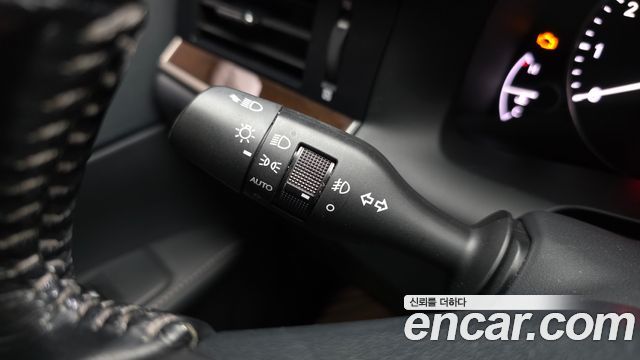 Lexus ES350 Supreme XV60 2015 — фото 27