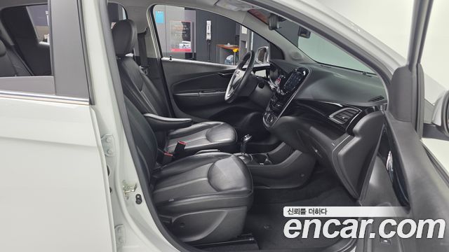 Chevrolet Spark Premier 2019 — фото 15