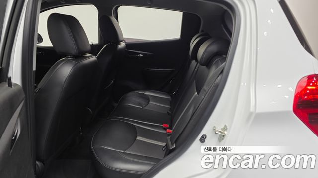 Chevrolet Spark Premier 2019 — фото 16