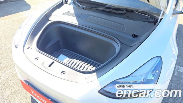 Tesla Model Y Long Range AWD 2021 — фото 6