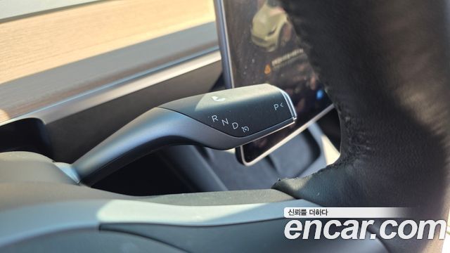 Tesla Model Y Long Range AWD 2021 — фото 9