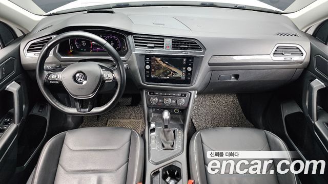 Volkswagen Tiguan Allspace 2.0 TDI Prestige 2020 — фото 7