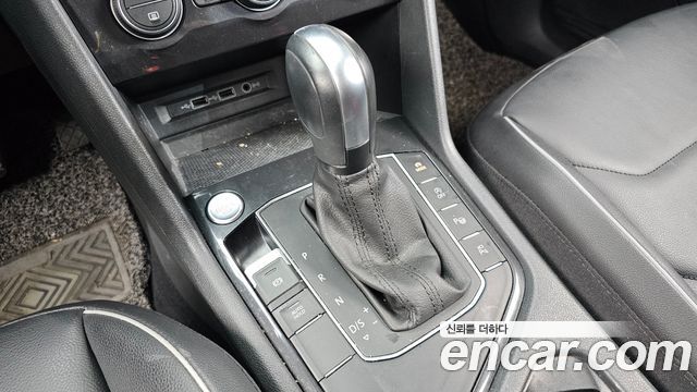 Volkswagen Tiguan Allspace 2.0 TDI Prestige 2020 — фото 9