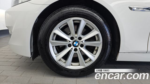 BMW 5 Series (F10) 520d 2013 — фото 5