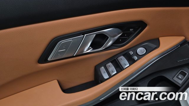 BMW 3 Series (G20) 320i M Sport 2025 — фото 30